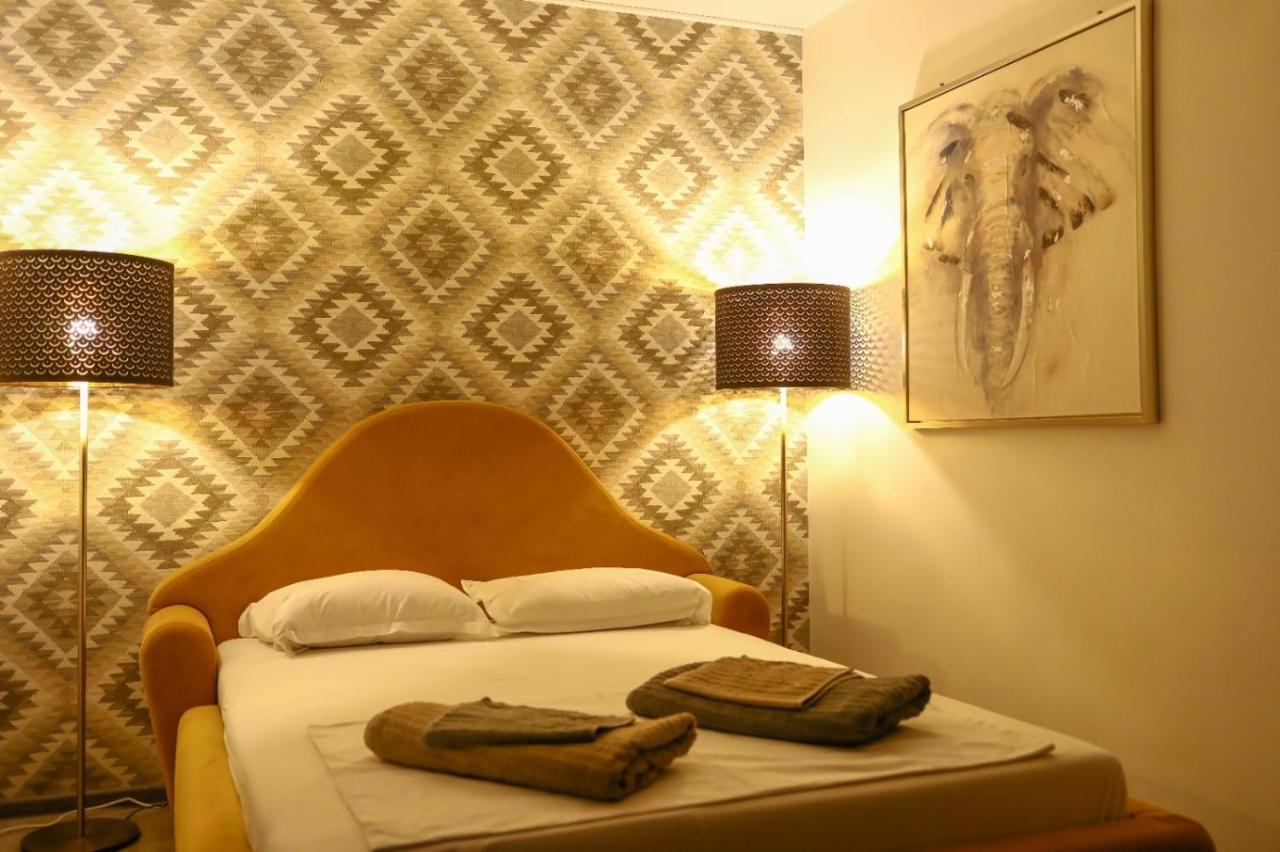 Colonial Touch Apartament Braşov Eksteriør billede