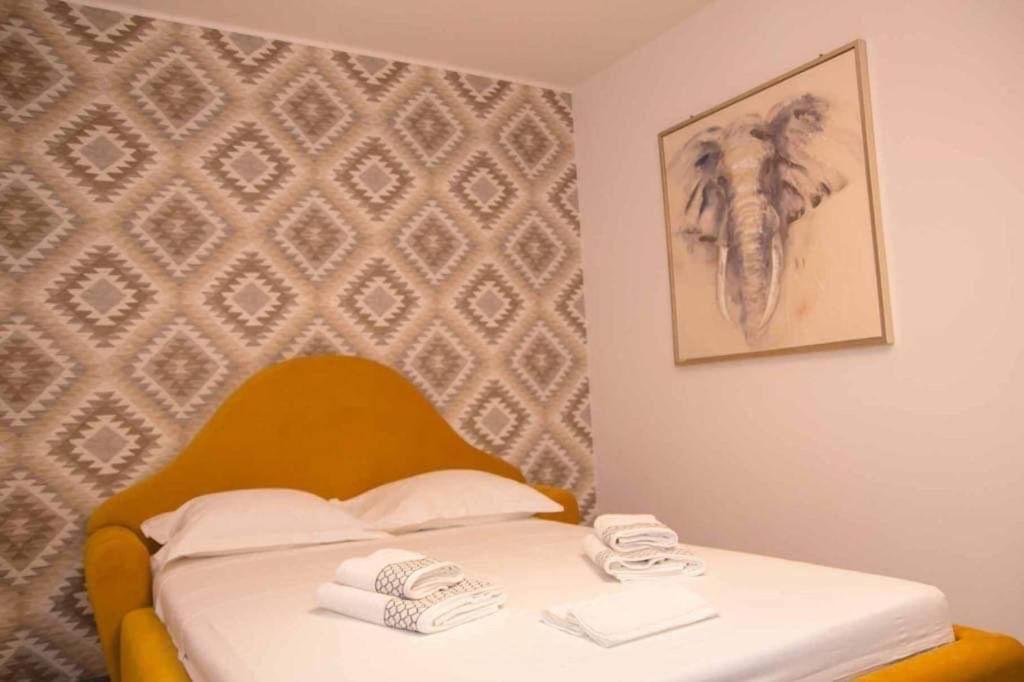 Colonial Touch Apartament Braşov Eksteriør billede